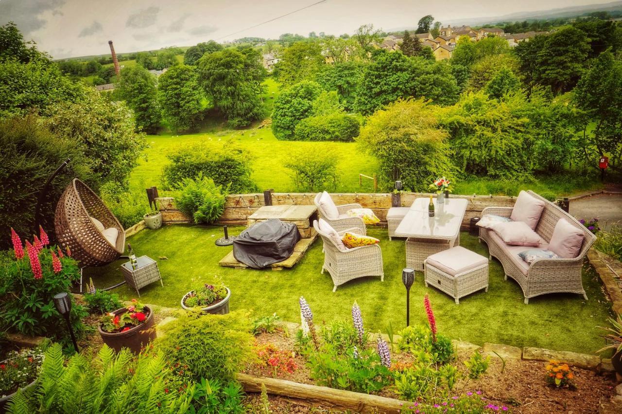 Alma Cliffe Guest House Barnoldswick Exterior foto